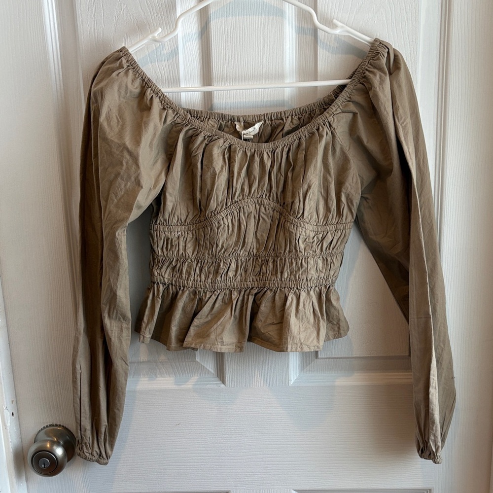 Elegant Beige Long Sleeve Blouse NWT